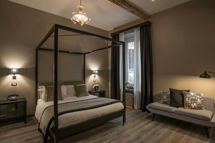Colonna Suite del Corso
