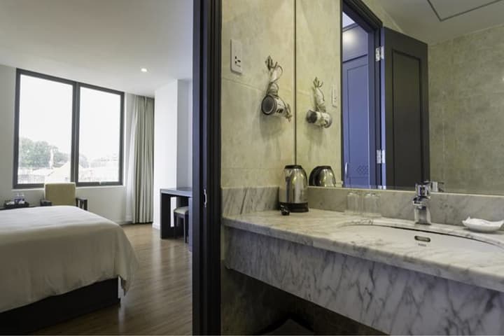 Calista Sai Gon Hotel