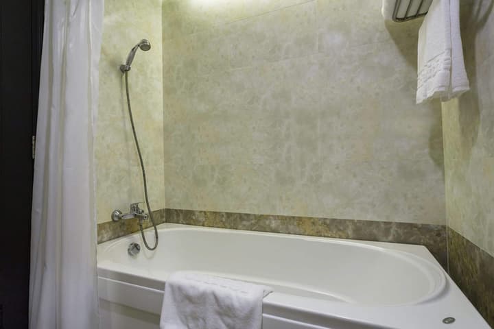 Calista Sai Gon Hotel