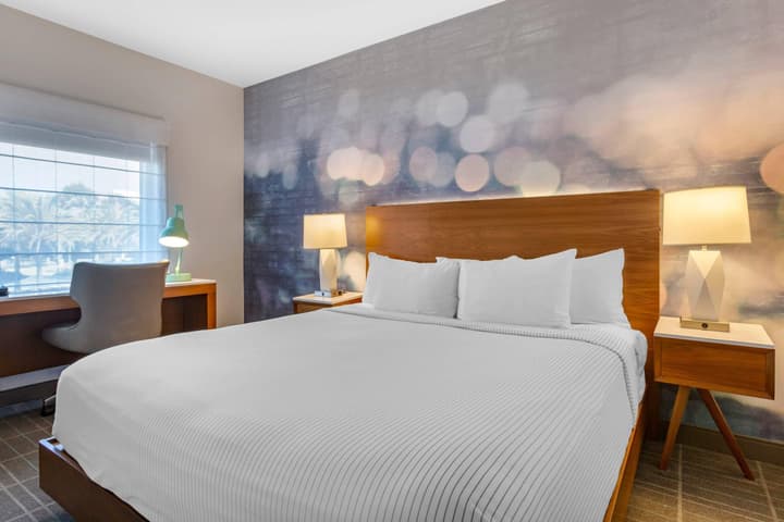 Cambria Hotel LAX