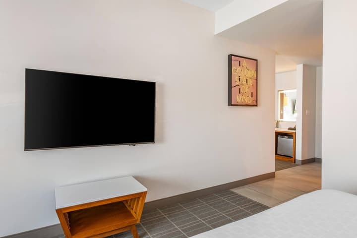 Cambria Hotel LAX