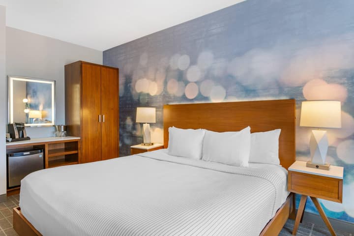 Cambria Hotel LAX