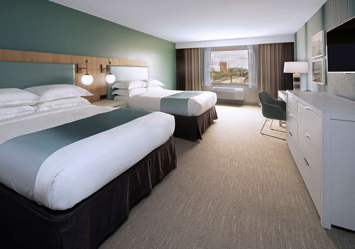 SunCoast Park Hotel Anaheim Resort, Tapestry by Hilton