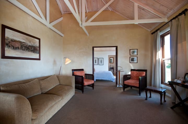 Leeuwenbosch Shearers Lodge