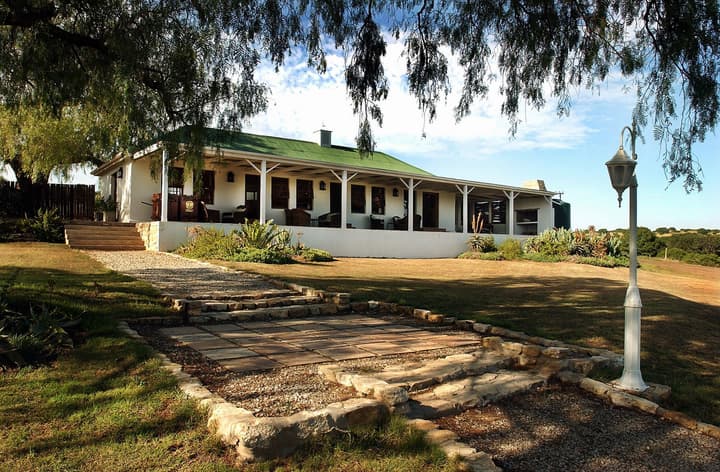 Leeuwenbosch Shearers Lodge