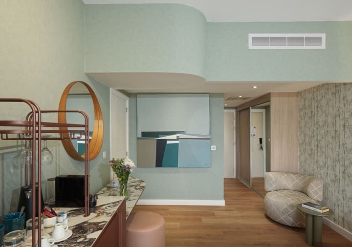 Leonardo Plaza Cypria Maris Beach Hotel & Spa