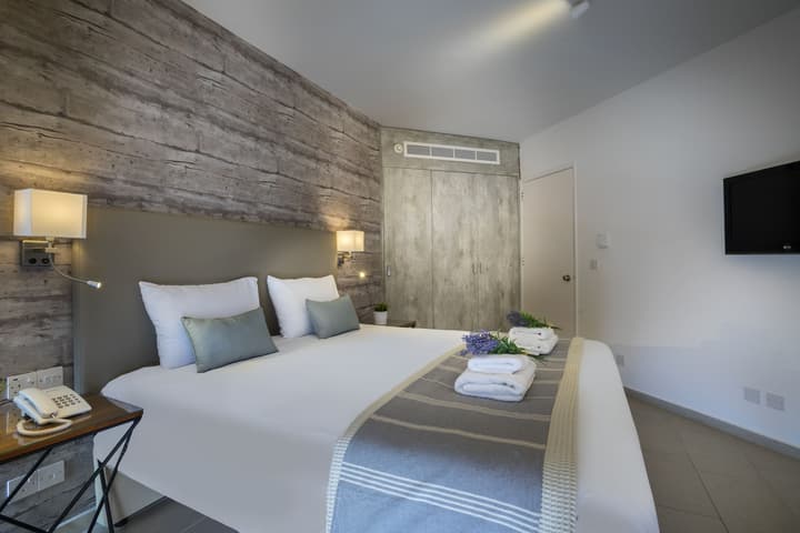 Leonardo Plaza Cypria Maris Beach Hotel & Spa