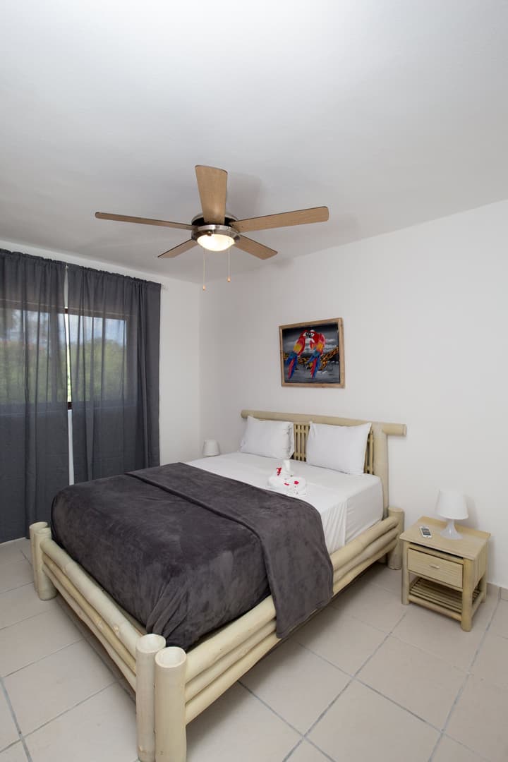 Los Corales Beach Village