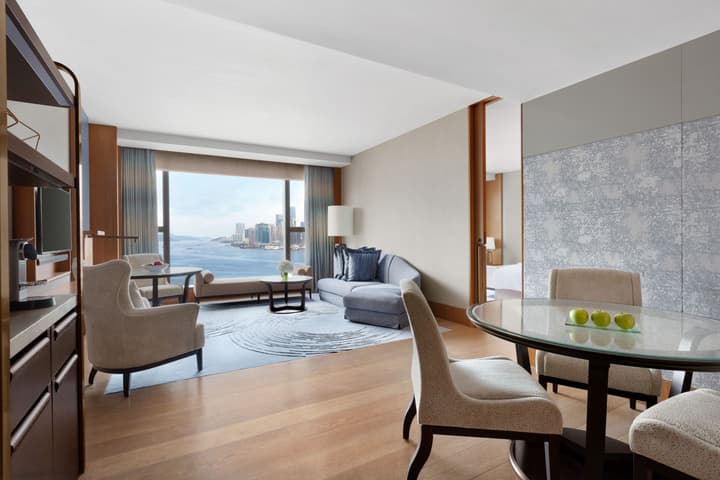 Kerry Hotel Hong Kong by Shangri-la