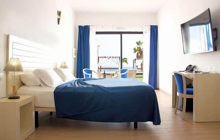 Hotel LIVVO Budha Beach