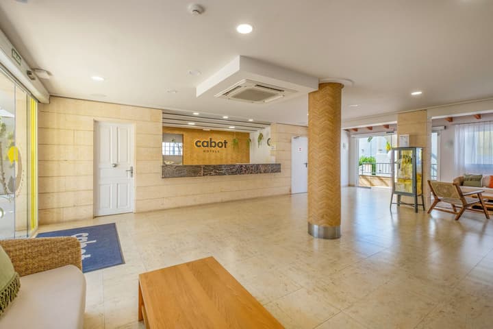 Cabot Club Torre Blanca