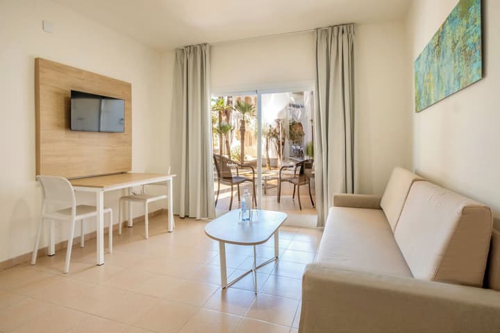 Cabot Club Torre Blanca