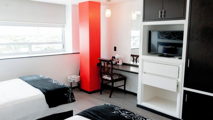 Hotel Black