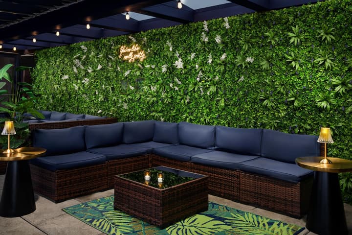 DoubleTree by Hilton New York Times Square West