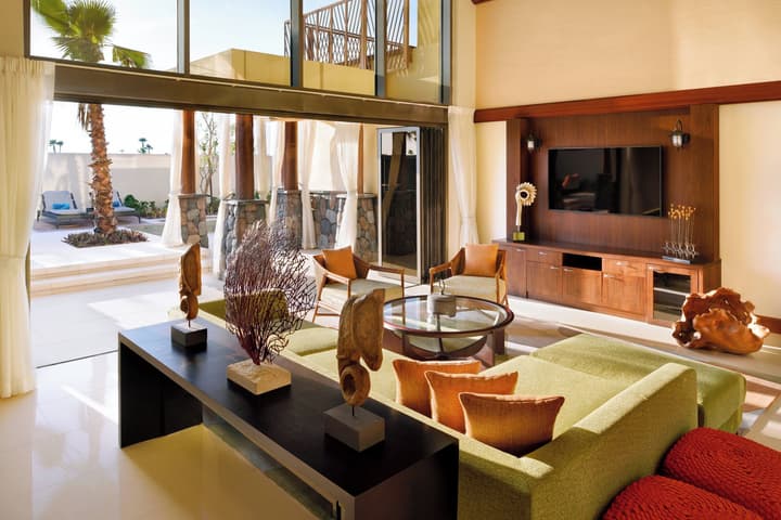 Lapita, Dubai Parks and Resorts, Autograph Collection
