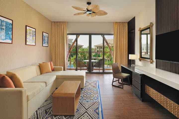 Lapita, Dubai Parks and Resorts, Autograph Collection