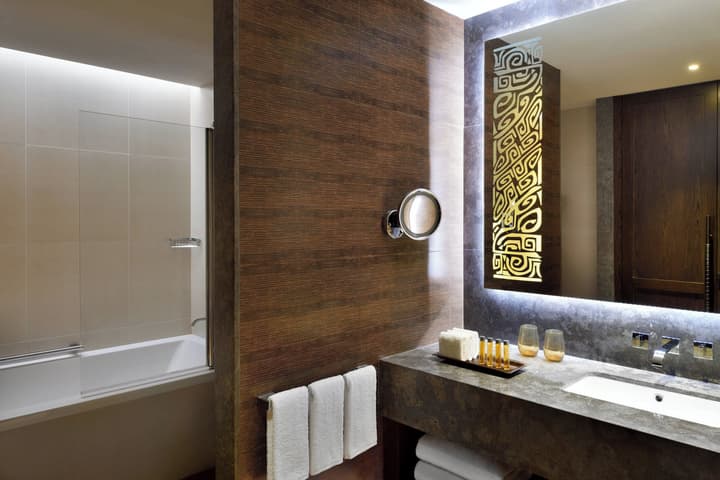Lapita, Dubai Parks and Resorts, Autograph Collection