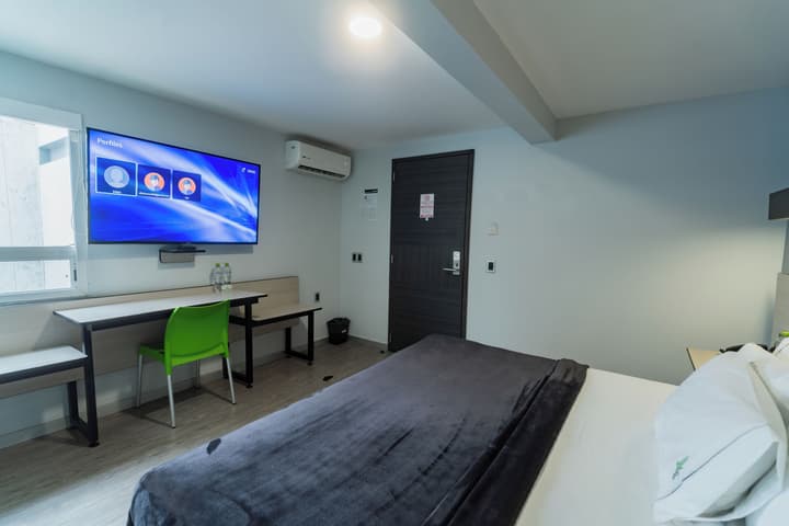 Hotel Lemon Green