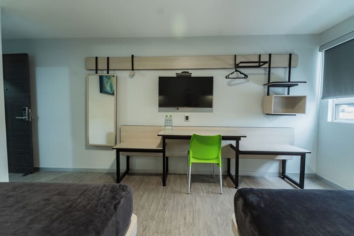 Hotel Lemon Green