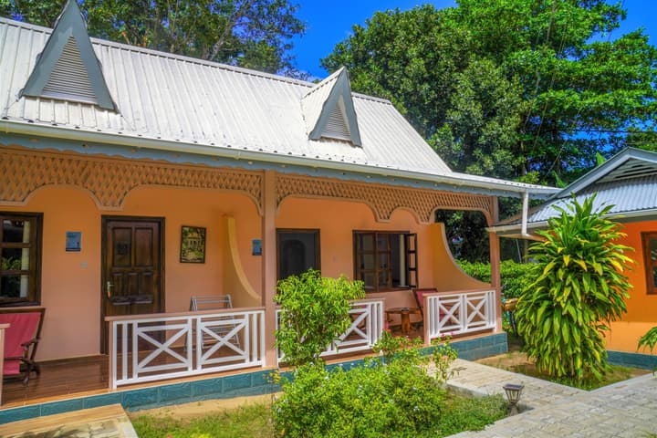 Bernique Guest House