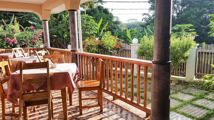 Bernique Guest House