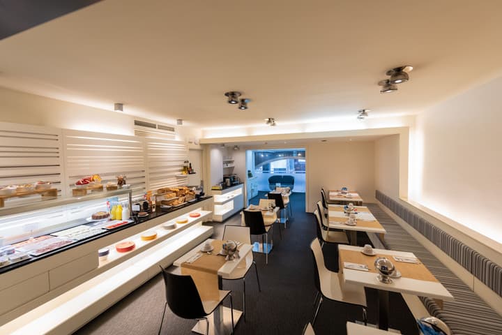 Atenea Rekord Suites Barcelona