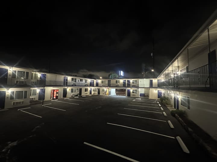 Del Aire Inn LAX