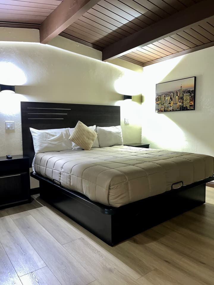 Del Aire Inn LAX