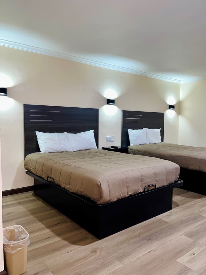Del Aire Inn LAX