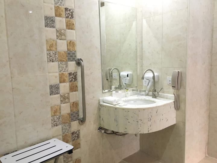 Royal Tulip Hotel, Dubai