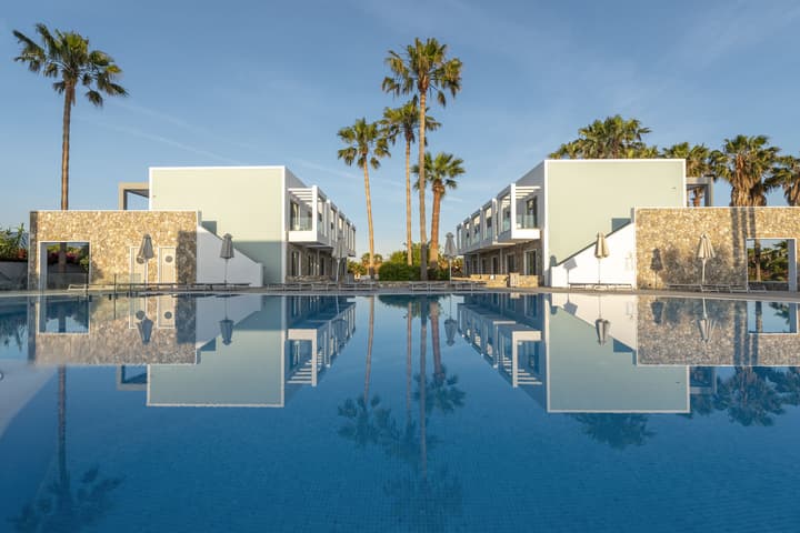 Apollon Windmill Hotel