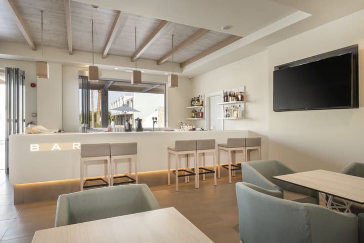 Apollon Windmill Hotel
