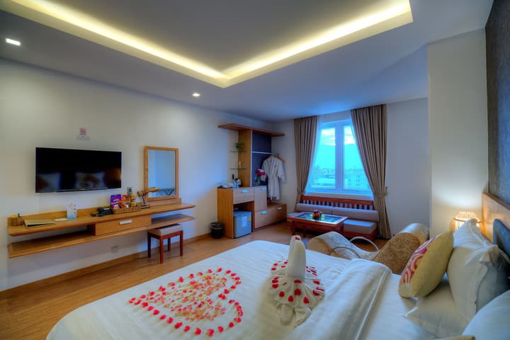 Orussey One Hotel & Apartment