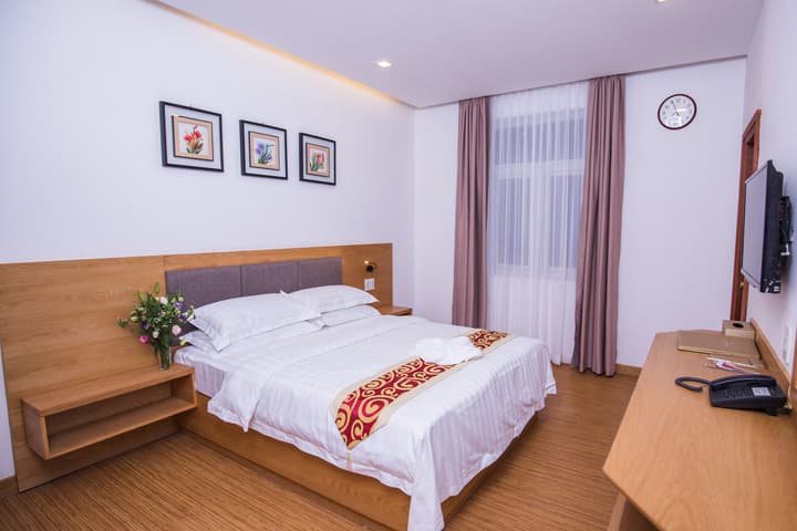 Orussey One Hotel & Apartment