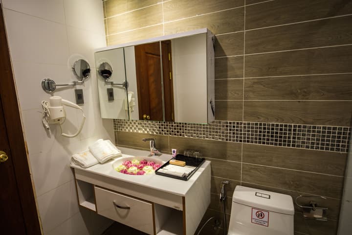 Orussey One Hotel & Apartment
