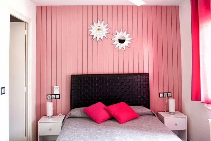 Hostal Emporda