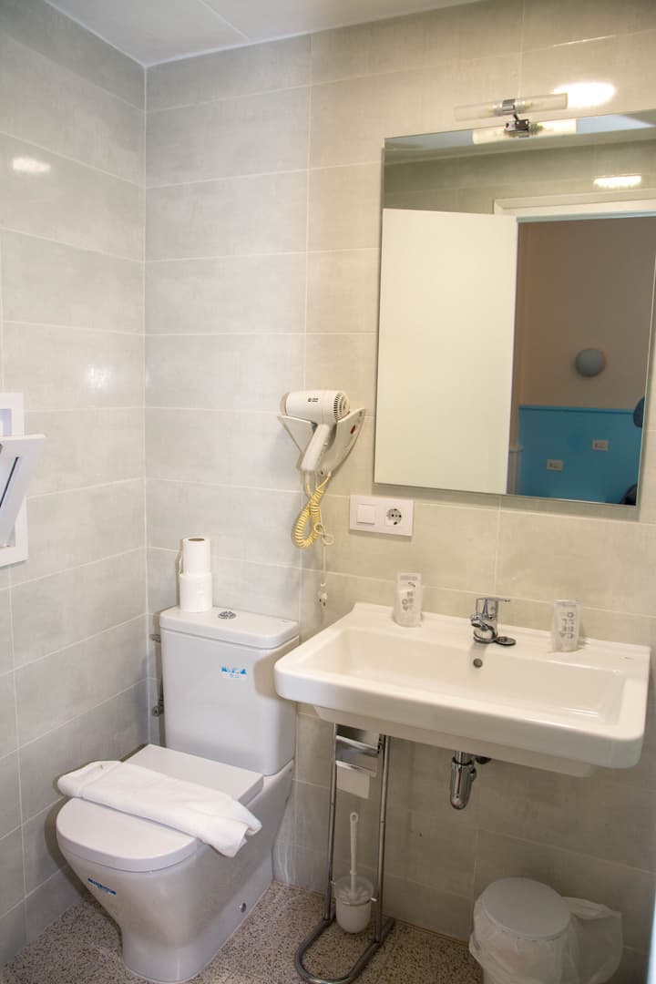 Hostal Emporda
