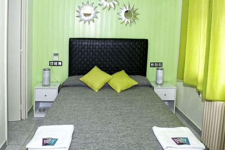 Hostal Emporda