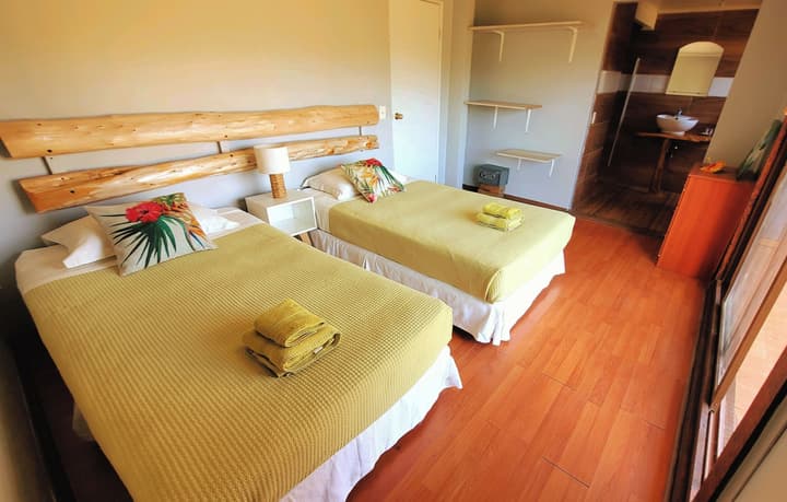 Hotel Uka Mana