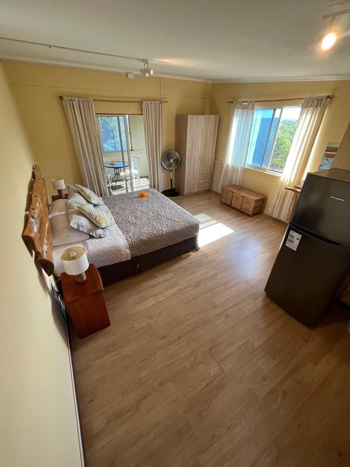 Hotel Uka Mana