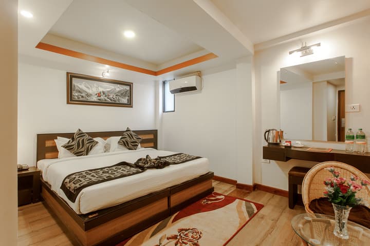 Hotel Shreesu