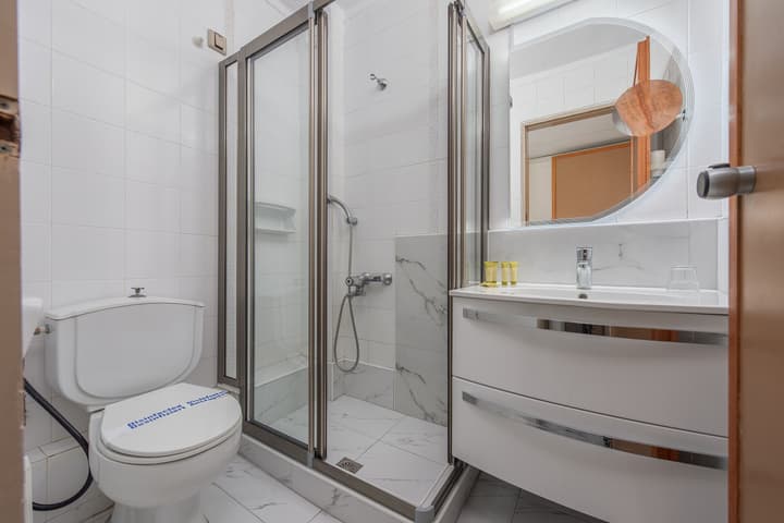 Dionysos Hotel & Suites