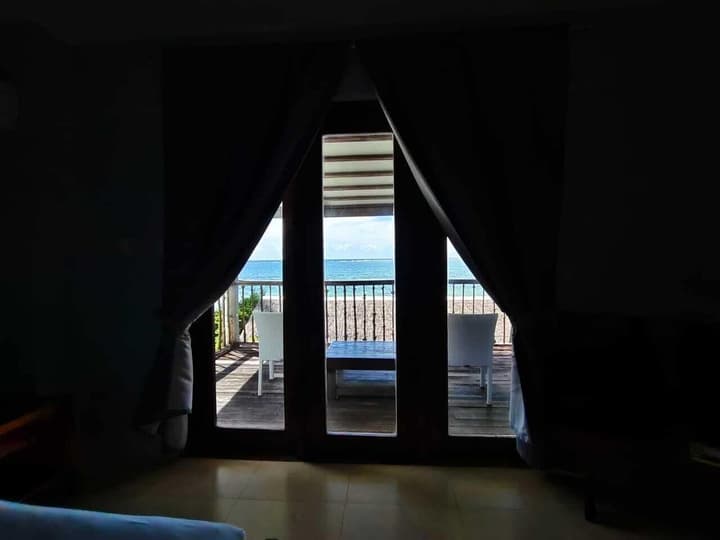 Reef Beach Resort