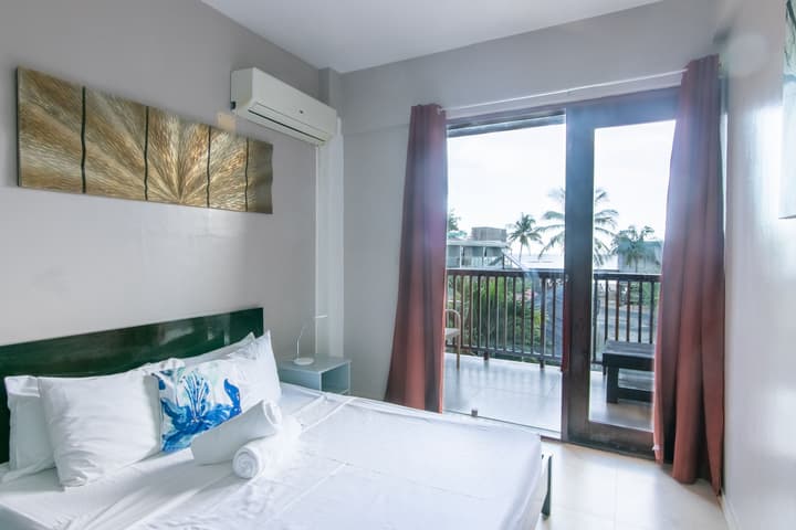 Reef Beach Resort