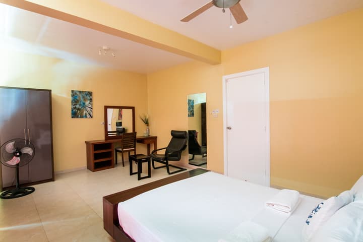 Reef Beach Resort