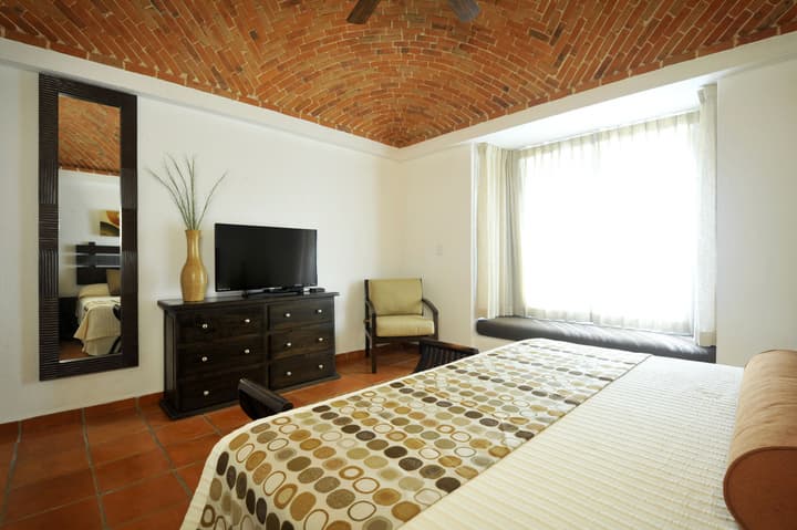 Las Palmas Condominios