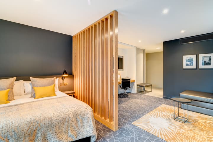 Apex City of Bath Hotel