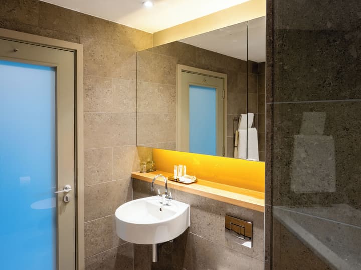 Apex City of Bath Hotel