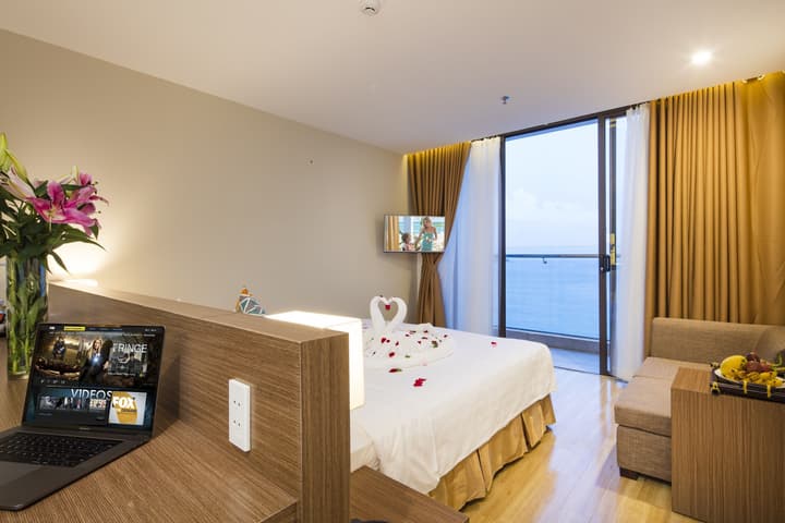 King Town Grand Hotel & Wedding Center