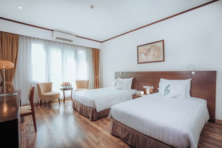 Thang Long Opera Hotel